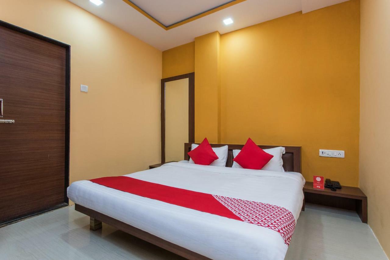 Oyo 17161 Hotel Mahalaxmi Ujjain Exterior photo